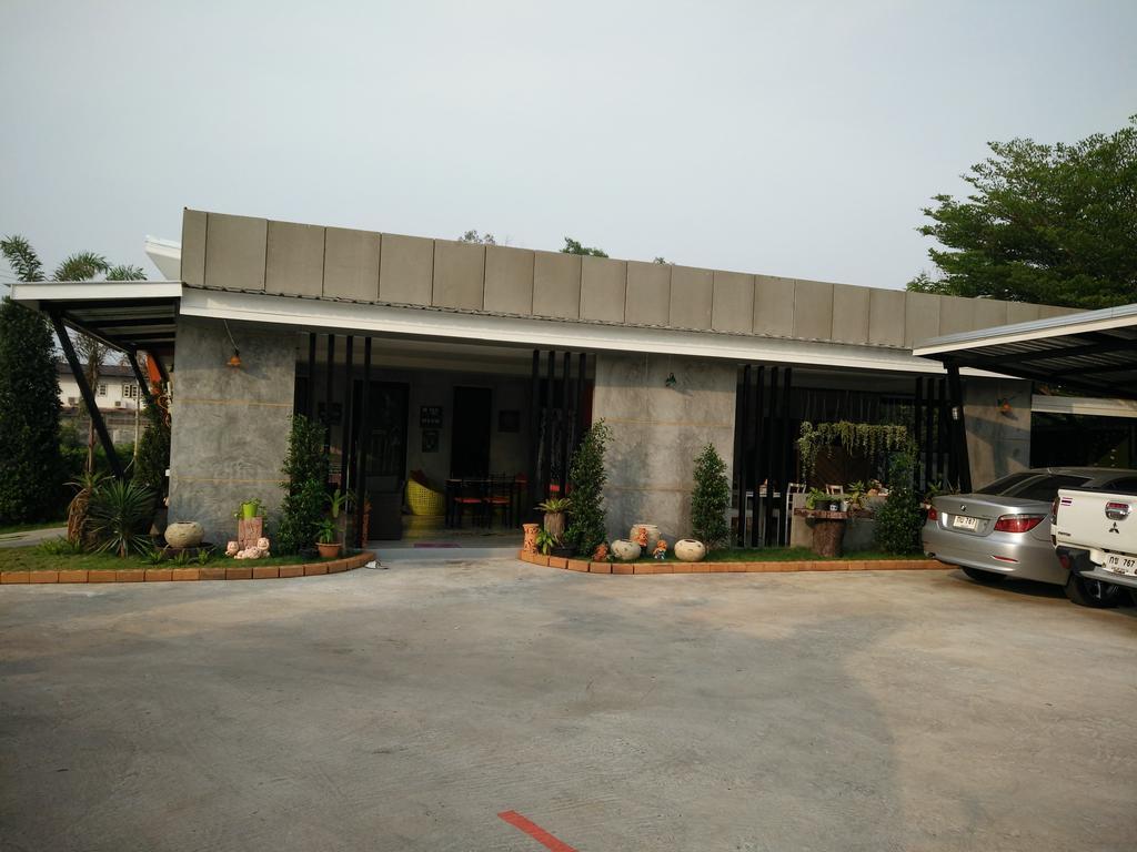 Le Park 23 Boutique Resort Roi Et Exterior photo