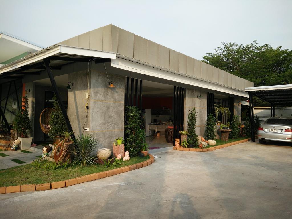 Le Park 23 Boutique Resort Roi Et Exterior photo