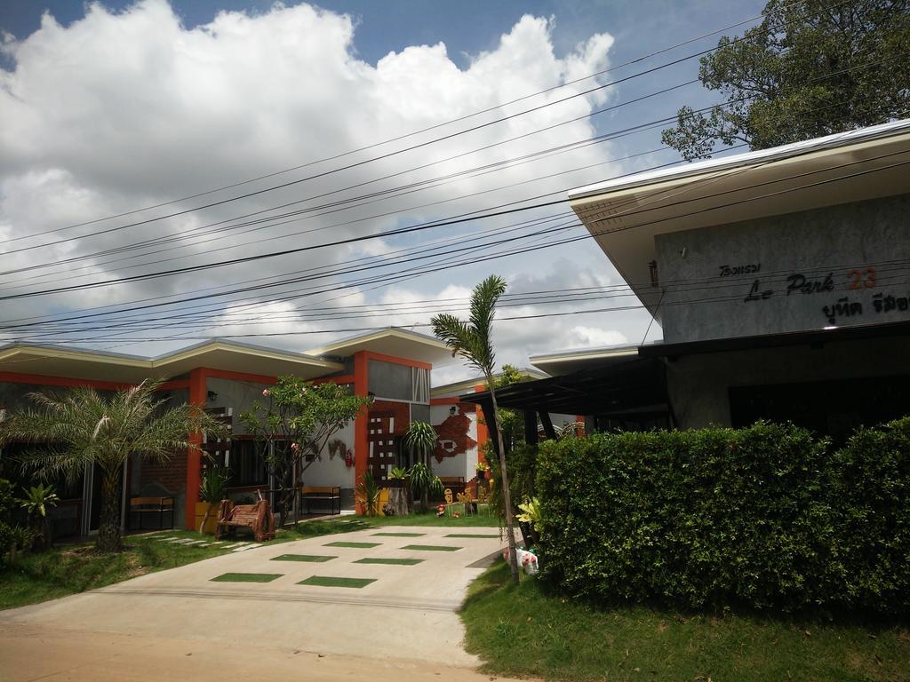 Le Park 23 Boutique Resort Roi Et Exterior photo